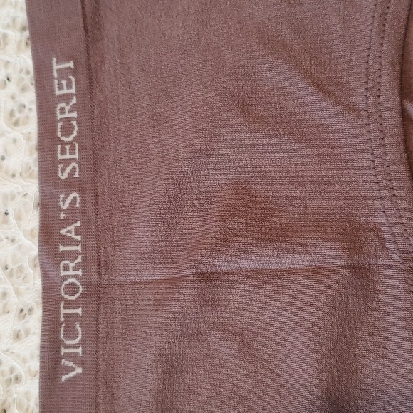 Victoria secret hiphugger panties - Picture 2 of 6